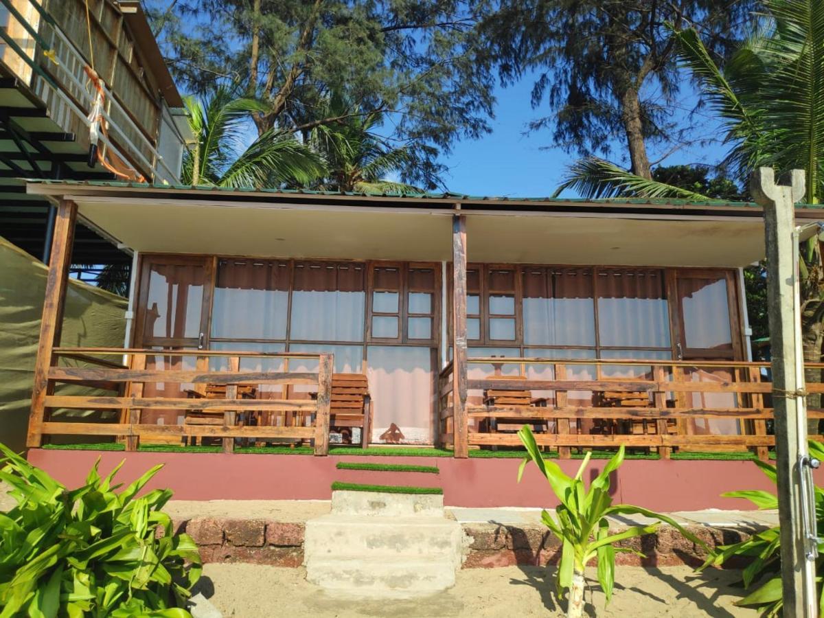 Sea Front Beach Huts Hotell Patnem Beach Eksteriør bilde