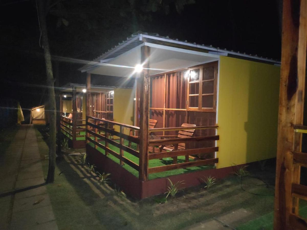 Sea Front Beach Huts Hotell Patnem Beach Eksteriør bilde